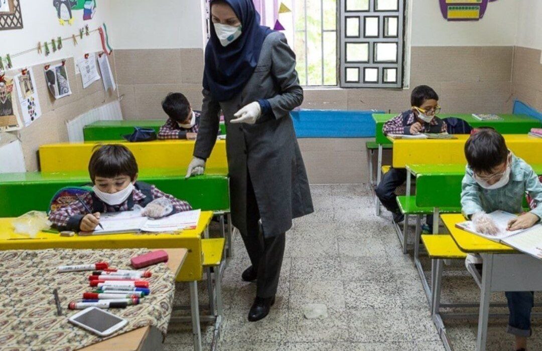بازگشایی تمام مدارس در آذر