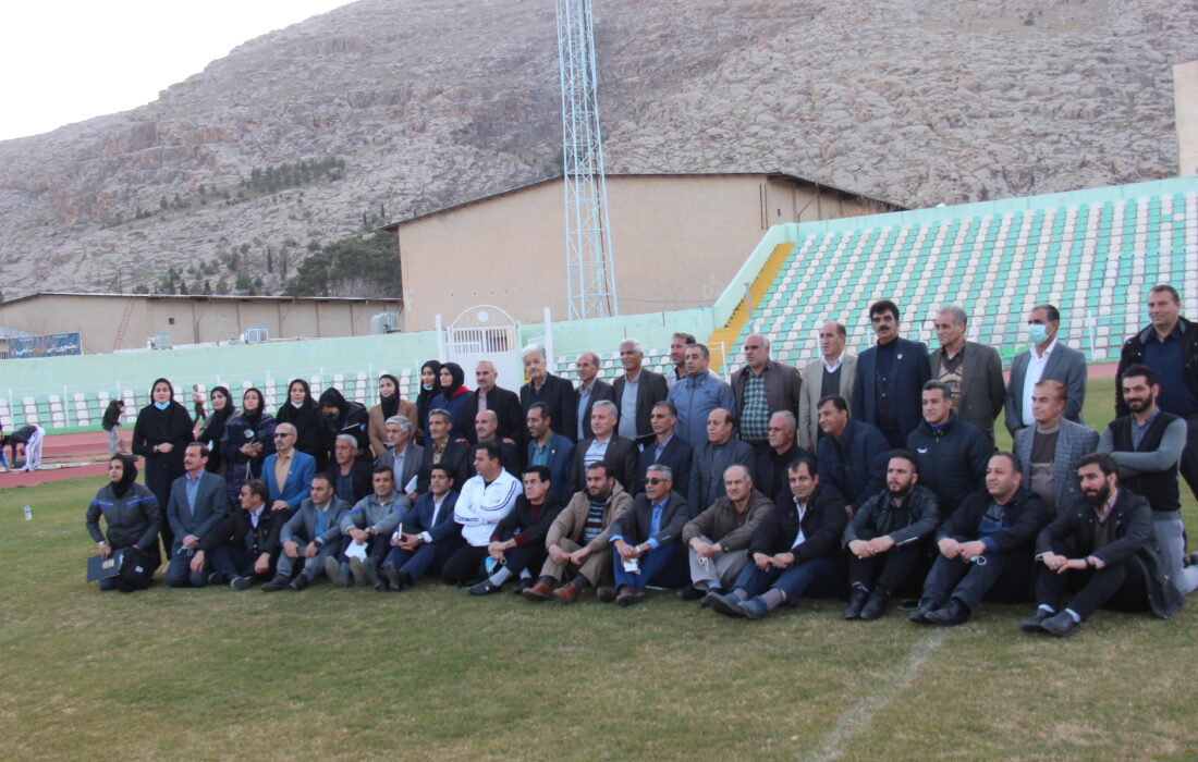 برگزاری کلاس دو روزه مدیران برگزاری مسابقات فوتبال در خرم آباد