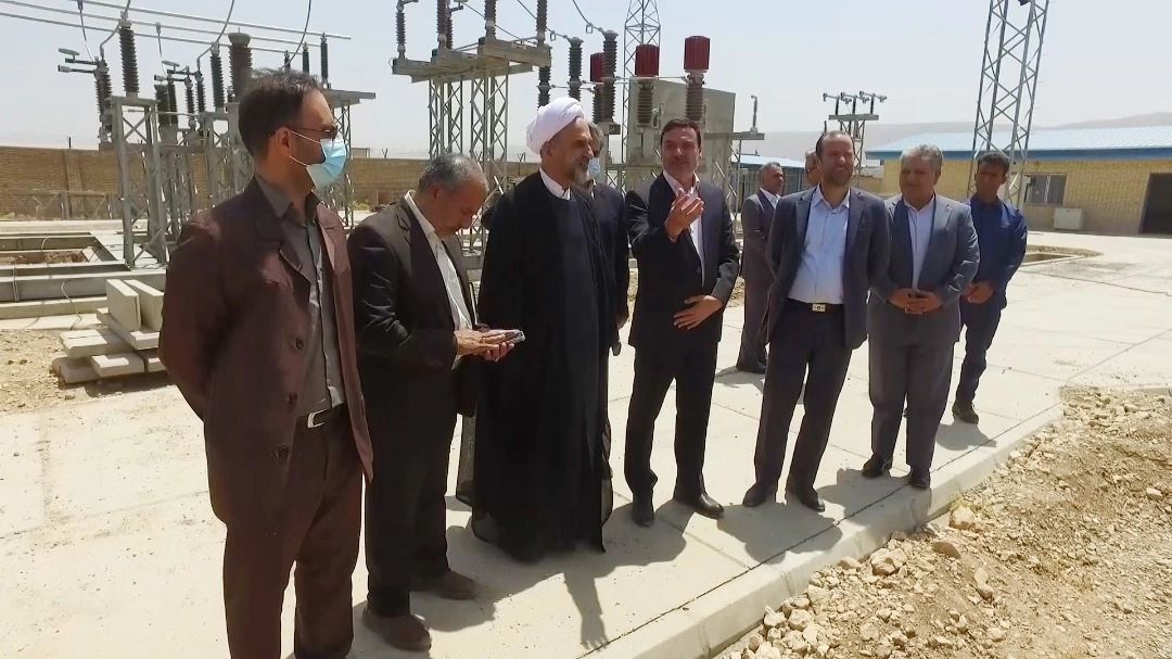 پست برق ۲۳۰ کیلوولت کوهدشت تا پایان مهر ماه به بهره برداری می رسد