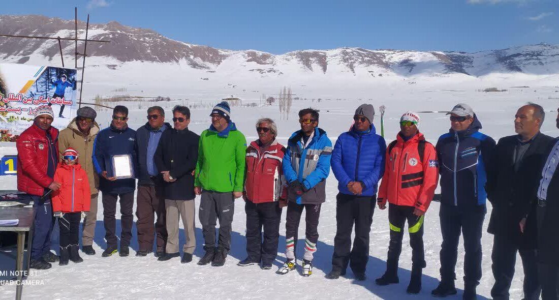 سرمربی تیم اسکی جمهوری اسلامی :لرستان می تواند قطب جدید اسکی ایران شود /میزبانی شایسته الیگودرز در  اسکی بین المللی صحرانوردی