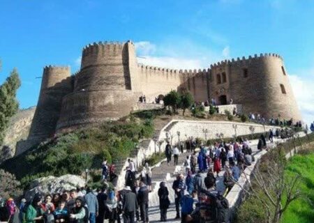 عایدی ۳۰۰ میلیارد تومانی لرستان از گردشگری نوروز/ قلعه‌فلک‌الافلاک چهارمین مجموعه پر بازدید کشور شد