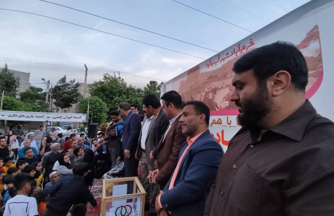 همایش بزرگ و باشکوه پیاده روی به مناسبت نکوداشت خرم آباد و دهه کرامت برگزار شد