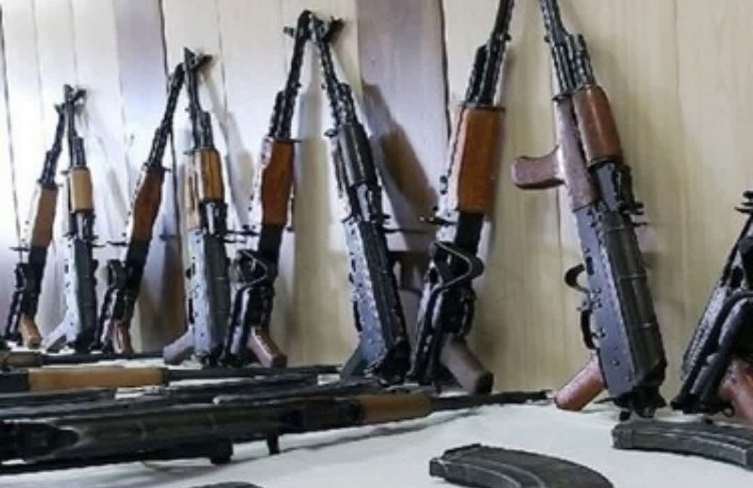 متلاشی شدن ۲۸ باند قاچاق سلاح و مهمات در لرستان