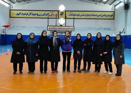 مسابقات آمادگی جسمانی کارکنان مخابرات منطقه لرستان به مناسبت دهه فجر برگزار شد