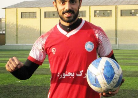 امیر رضا صادقی پلی میکر و پدیده فوتبال لرستان در راه تیم های نظامی پایتخت