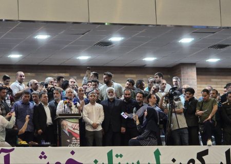 پزشکیان در خرم آباد: رتبه یک فلاکت شایسته استان غنی لرستان نیست/هدفم انسجام ووحدت ملی در ایران اسلامی است