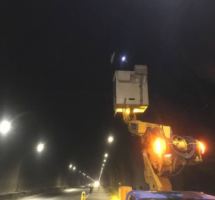 رفع عدم آنتن دهی وبرقراری پوشش شبکه تلفن همراه در تونل پونه آزادراه خرم آباد- اراک