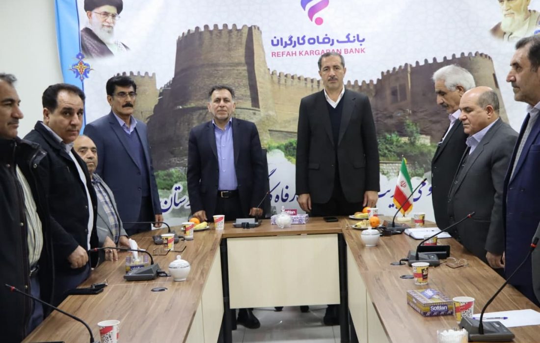 در دیدار هیات مدیره کانون بازنشستگان خرم آباد با نمایندگان شهرستان مطالبات بازنشستگان تامين اجتماعي خرم آبادبي واسطه با نمایندگان مجلس مطرح شد