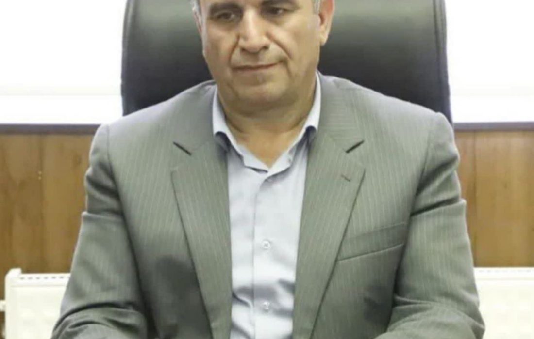 روز خرمآباد را با شکوه برگزار کنیم