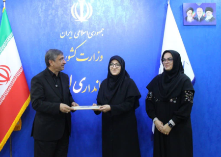 “پیشرفت‌های عمرانی و دیجیتال در کتابخانه‌های عمومی لرستان؛ حرکت به سوی کتابخانه‌های نسل چهارم”