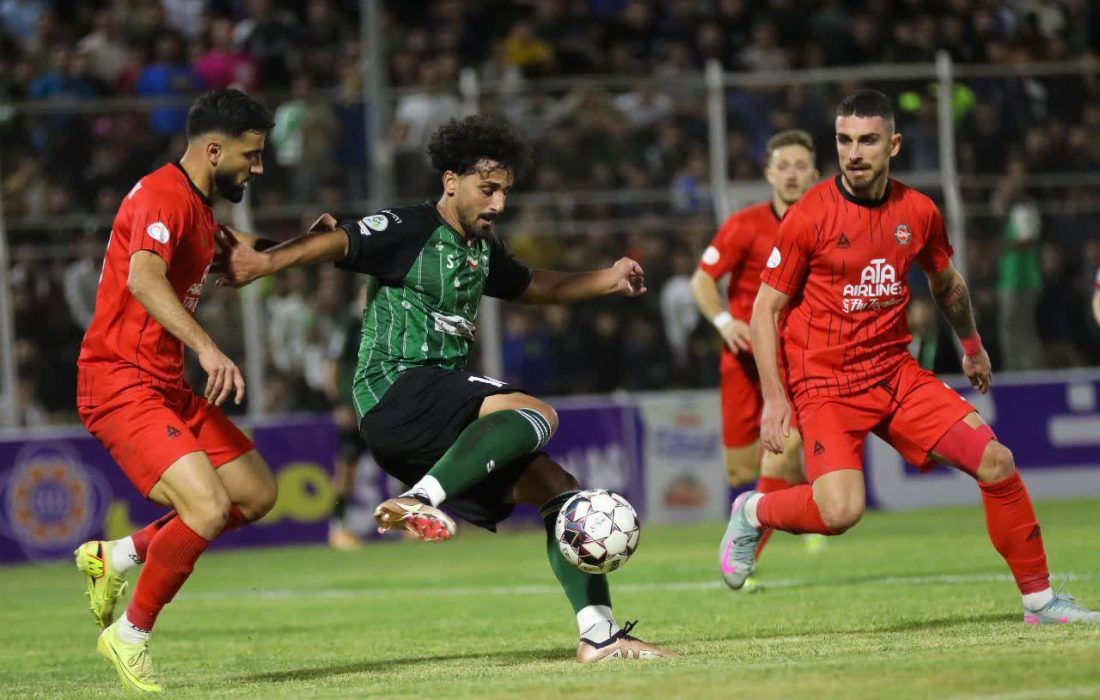 گزارش تصویری بازی خیبر خرم آباد وتراکتو تبریز