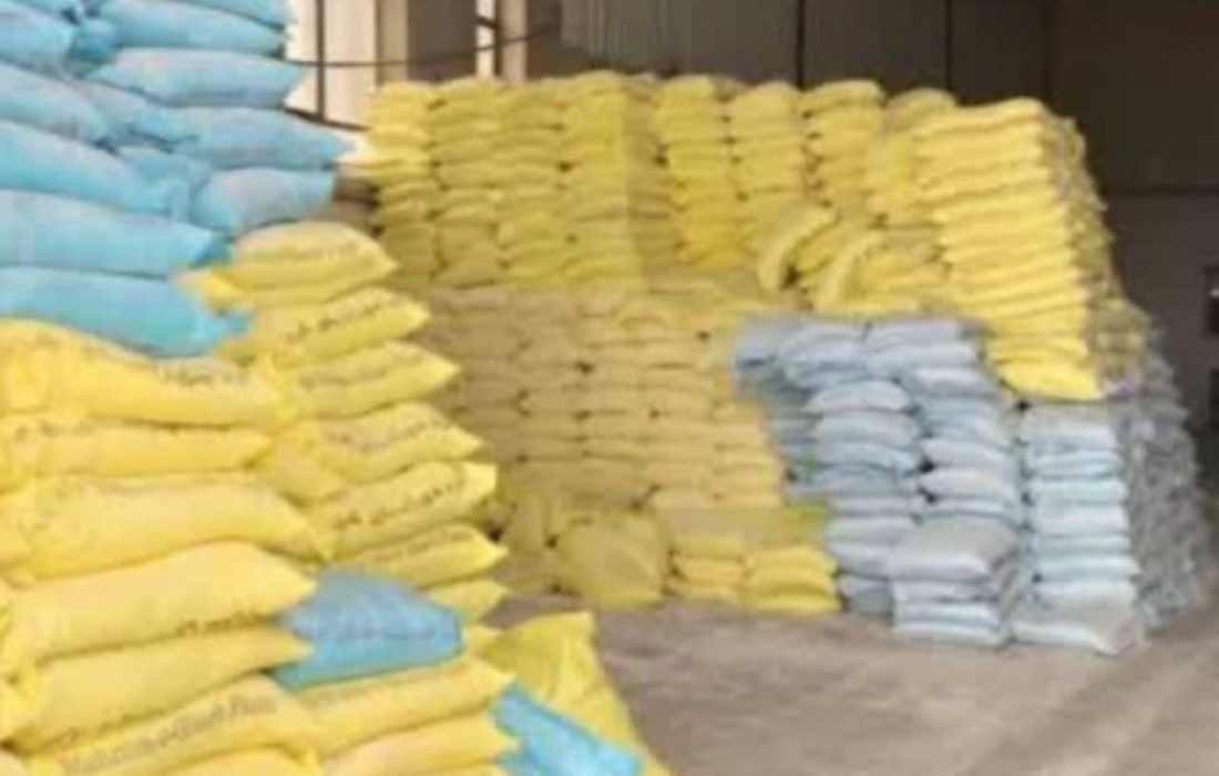 کشف انباری با ۶ تن آرد قاچاق در بروجرد